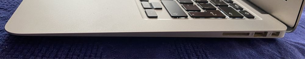 Ноутбук MacBook Air (13-inch, 2017)
