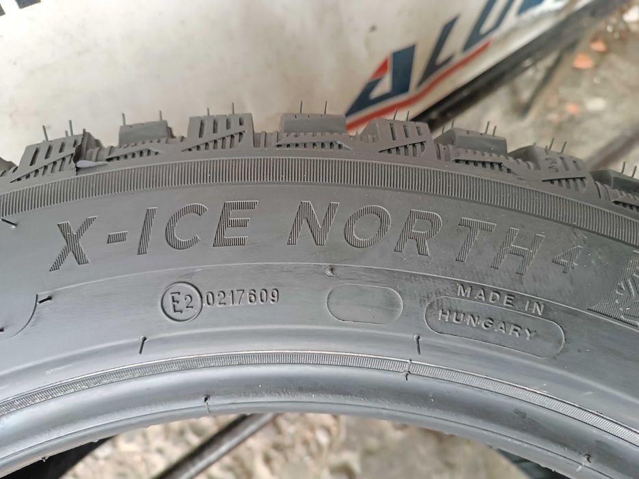 Зимові шини 255/45+235/50 R19 Michelin x-ice north 4	22,24 роки
