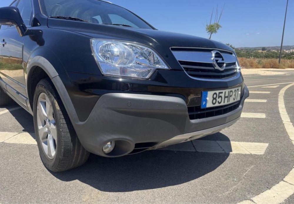 Opel Antara SUV 2.0 — photo 2