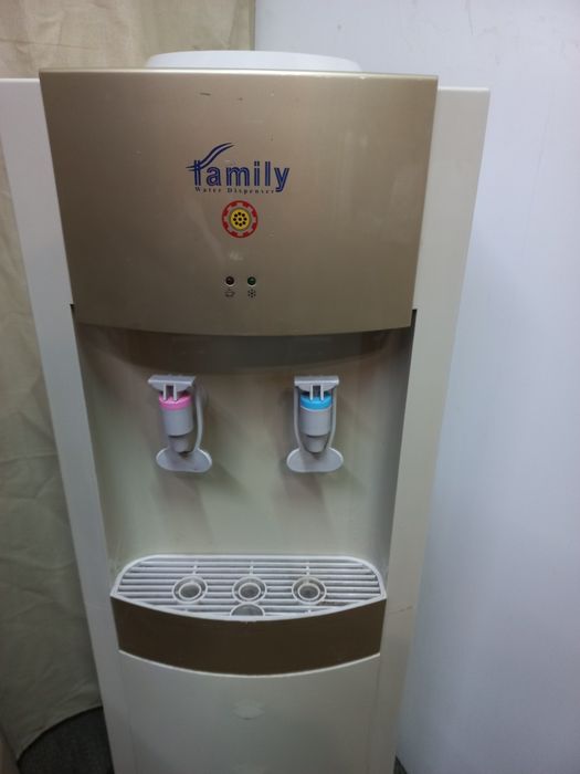 Кулер для воды Family