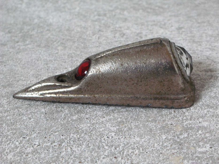 Carcaça de luz de para-lamas de moto antiga vintage, Harley? Triumph?