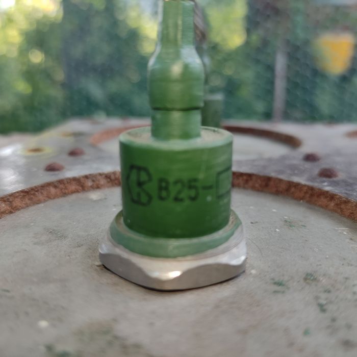 Диоды В-25 на текстолитовой пллате