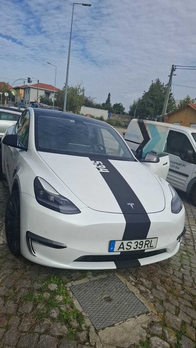 Tesla Model Y Performance — photo 2