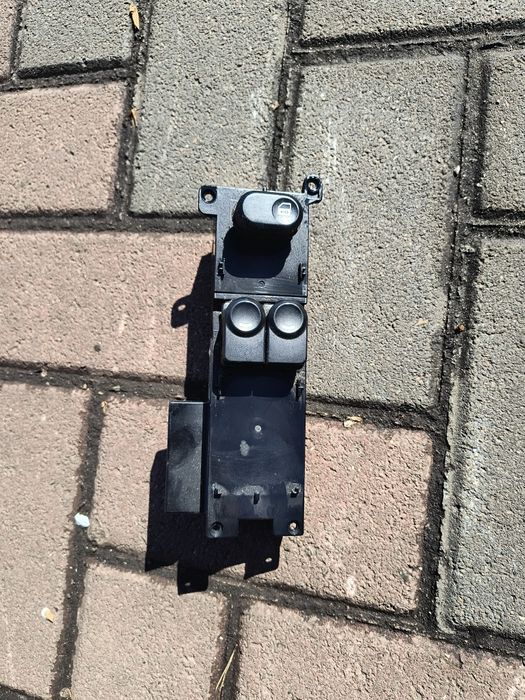 Блок кнопок склопідйомника Hyundai i30 2007-2012.
