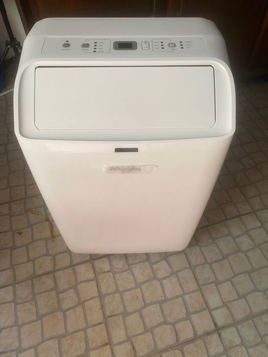 Ar condicionado portátil- Whirlpool 9000BTU quente e frio