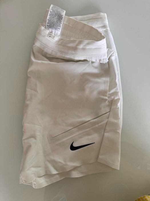 Calções novos Nike Nadal brancos
