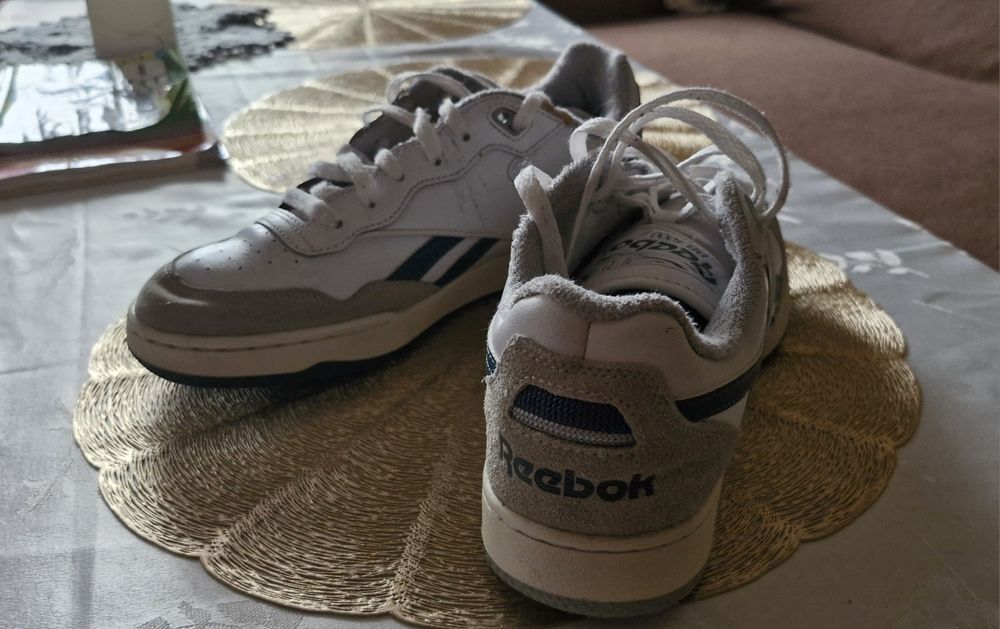 Reebok BB 4000 II