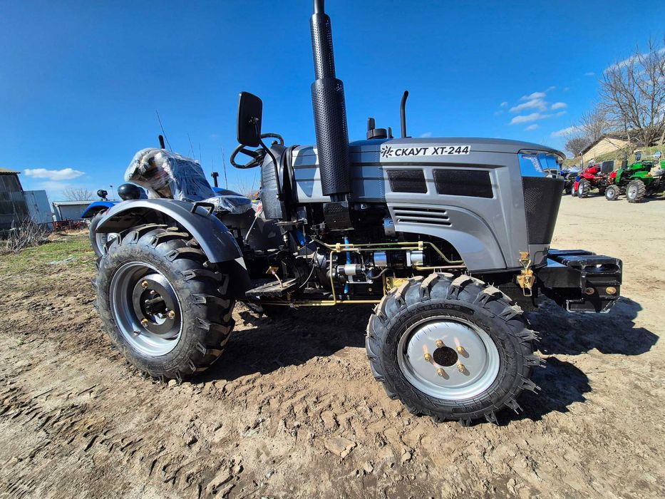 Трактор Скаут 244 4х4 полный привод доставка к дому