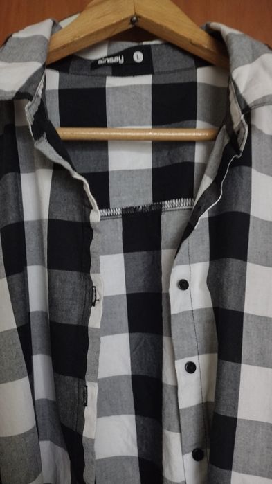 Koszula w kratę dłuższą