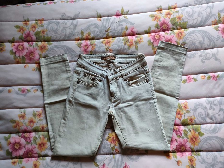 Roupa de criança : rapariga