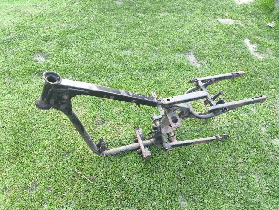 Rama wsk bąk 125