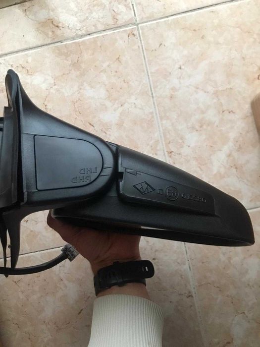 Retrovisores pretos elétricos nunca usados