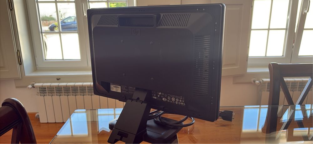 Monitor HP 19” bom estado