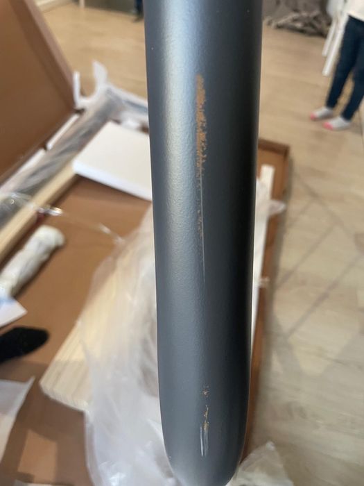 Base de cama, nunca usada mas com defeitos.