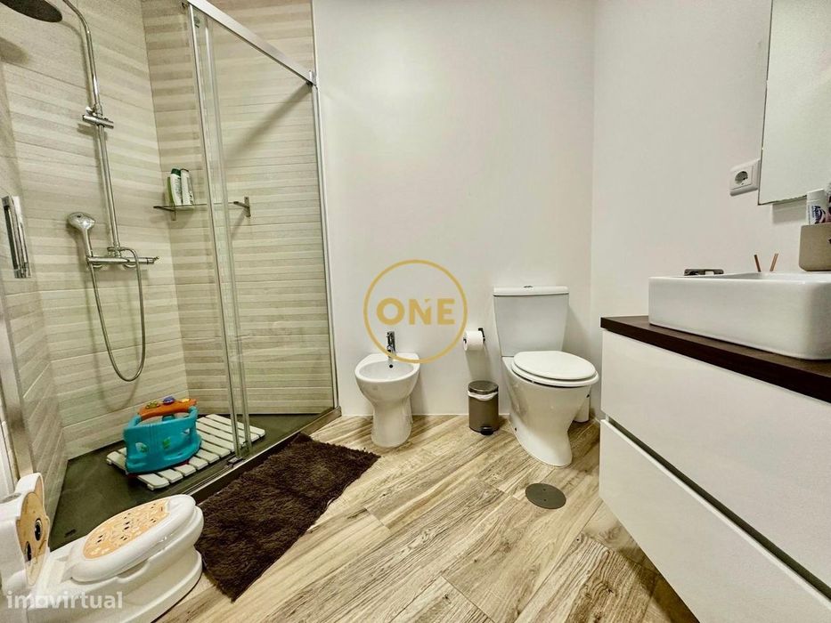 Apartamento T3 Remodelado No Centro da Póvoa de Varzim