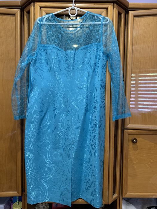 Продаю святкове плаття  52 розміру