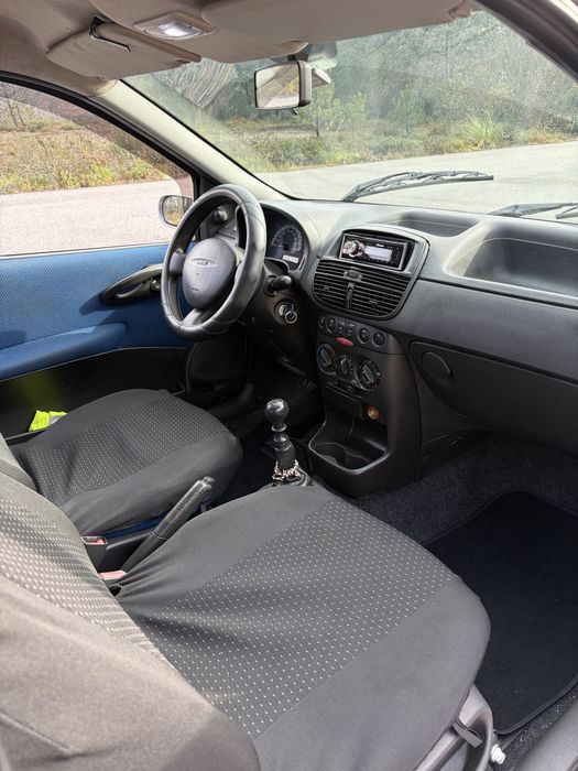 Fiat Punto - Bom estado