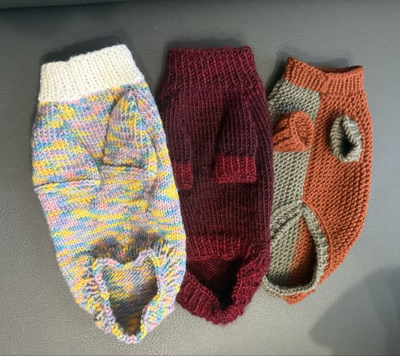 Продам світер для собачки