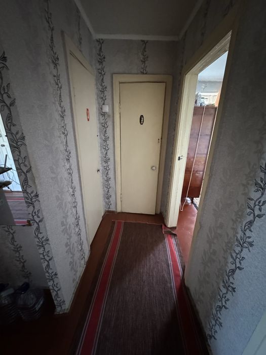 Продам 4-х кімнатну квартиру в Новій Водолазі