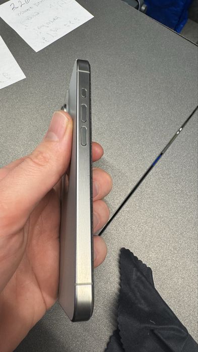 Iphone 15 pro e sim 256