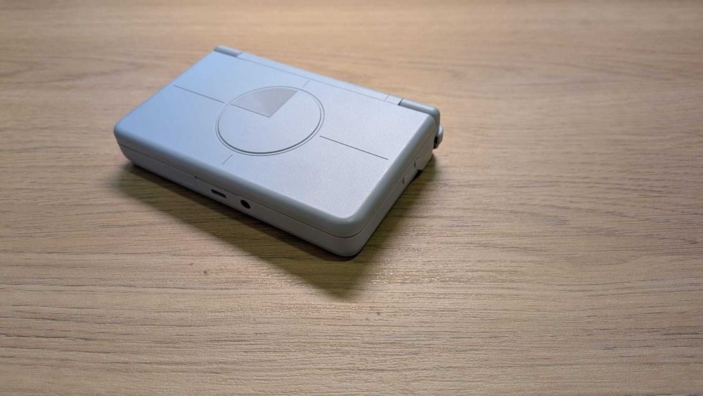 Retroid Pocket Flip 2