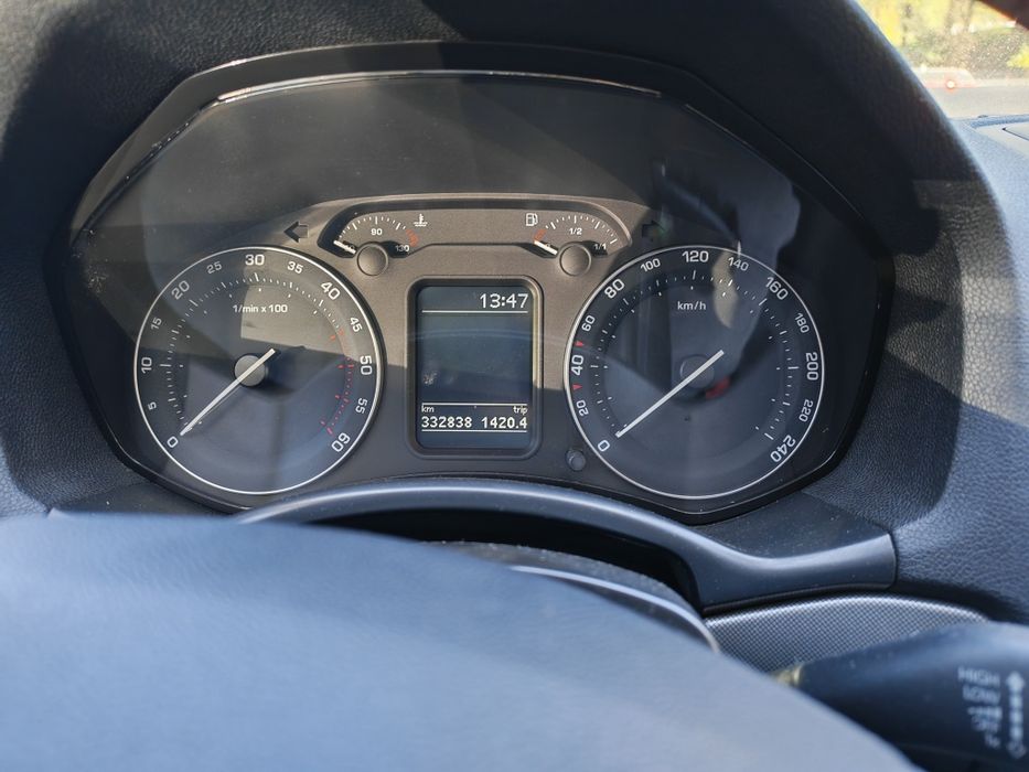 Skoda Octavia 2.0 TDI caixa automática