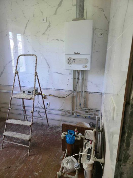Продам 3 ком. кв-ру в п. Эсхар