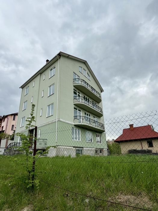 Продаж готелю у Трускавці