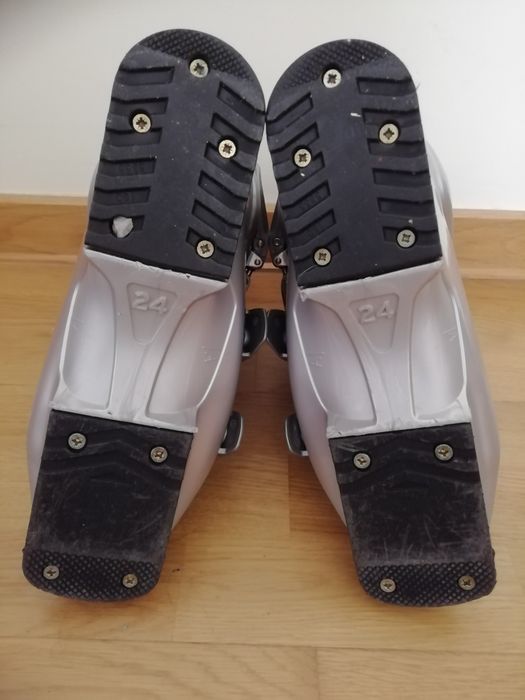 Botas Salomon tamanho 39 e saco