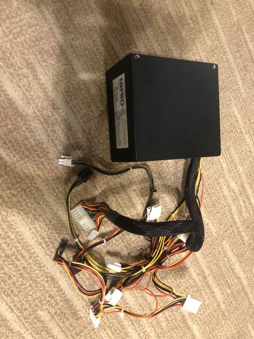 Продам блок живлення Hipro 400W або обміняю на кулер для процесора