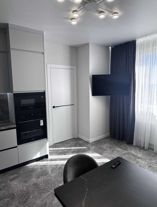Apartment in Odesa, Zhevakhova Slobidka - View 4