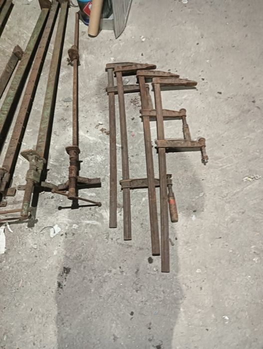 Sargentos para indústria das madeiras