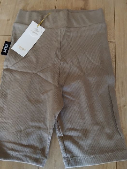 Damskie Spodenki leginsy rozmiar S/M  MSARA