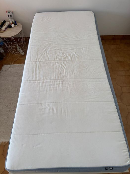 Cama baú + colchão 90x200cm