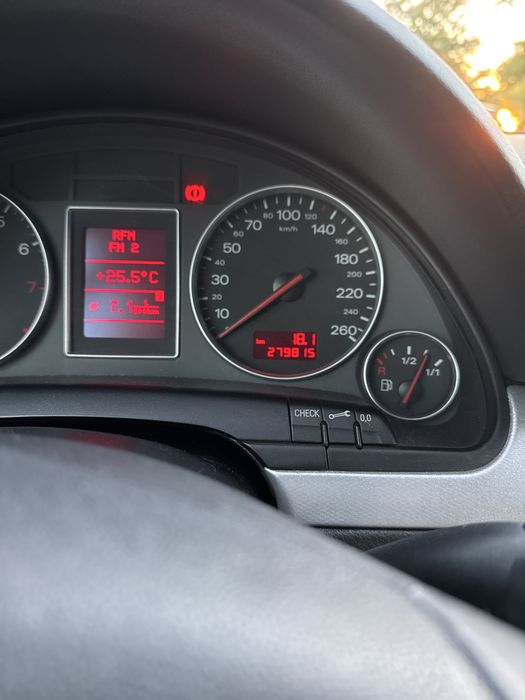 Audi A4 1.6 versao Sport- gasolina / Gpl