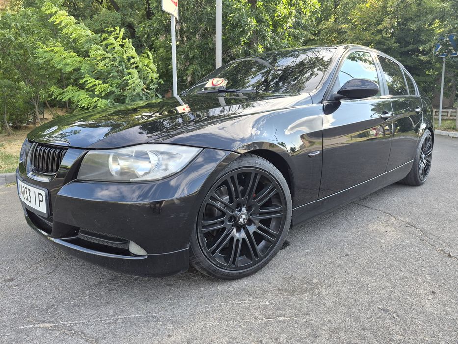 Продам  BMW 3 ( E90)