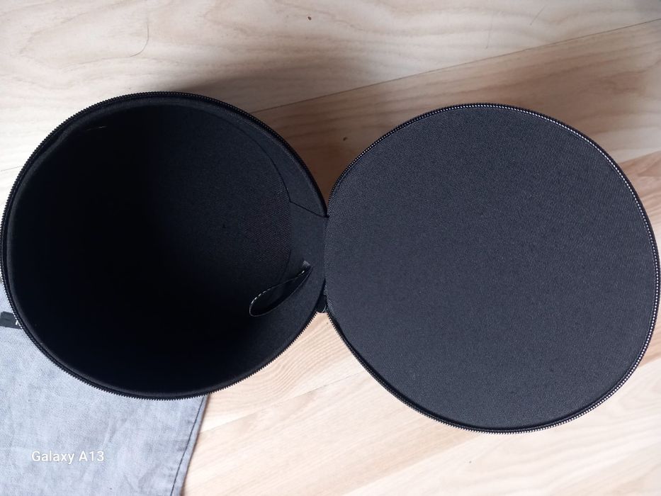 Miu miu oryginalna toaletka kosmetyczka kuferek