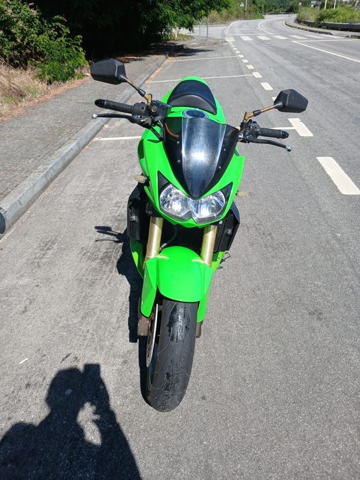 Kawasaki z1000.