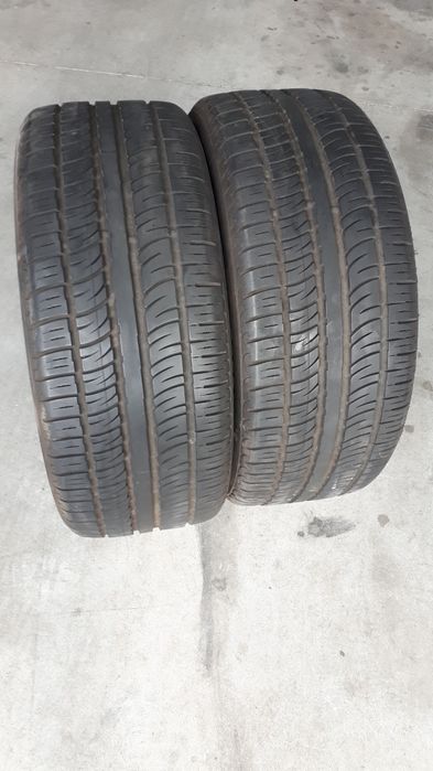 Dois pneus 255/45R20 105V Pirelli Scorpion Zero