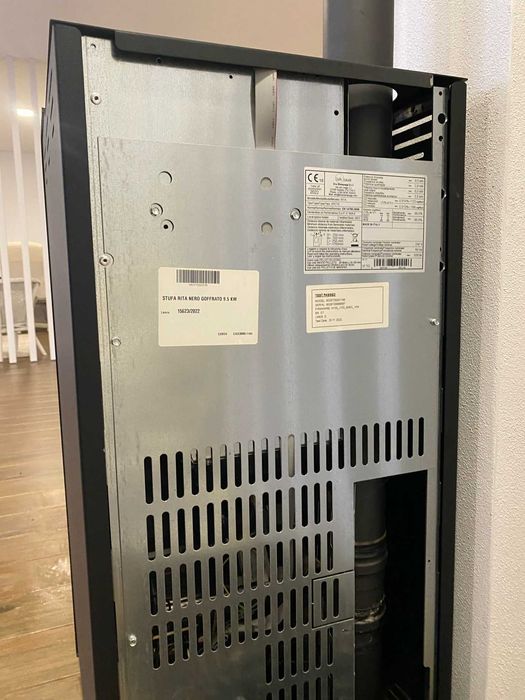 Salamandra pellets 8kw com módulo wi-fi (controlo por app) e garantia