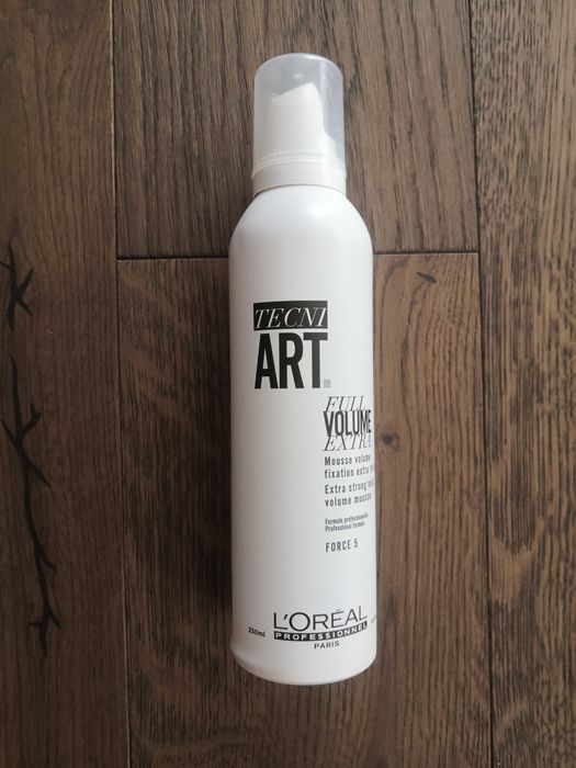 Loreal Professional Tecni art full volume extra mousse force 5