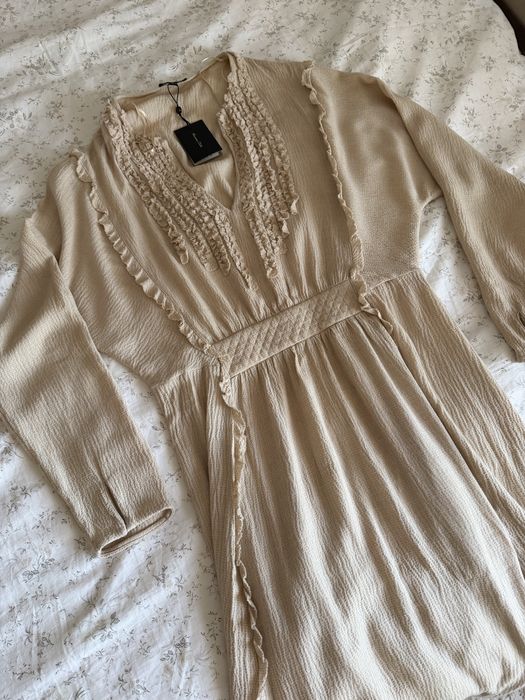 нова сукня Massimo Dutti