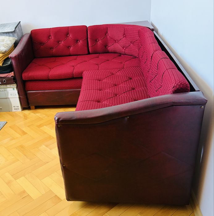 Naróznik rozkładany kanapa