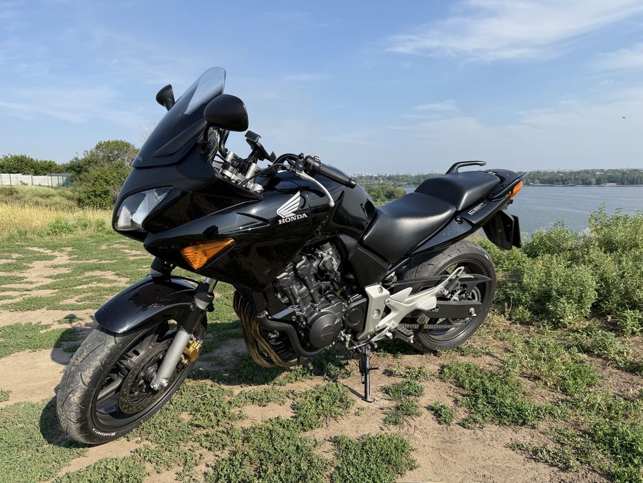 Продам HONDA CBF 600