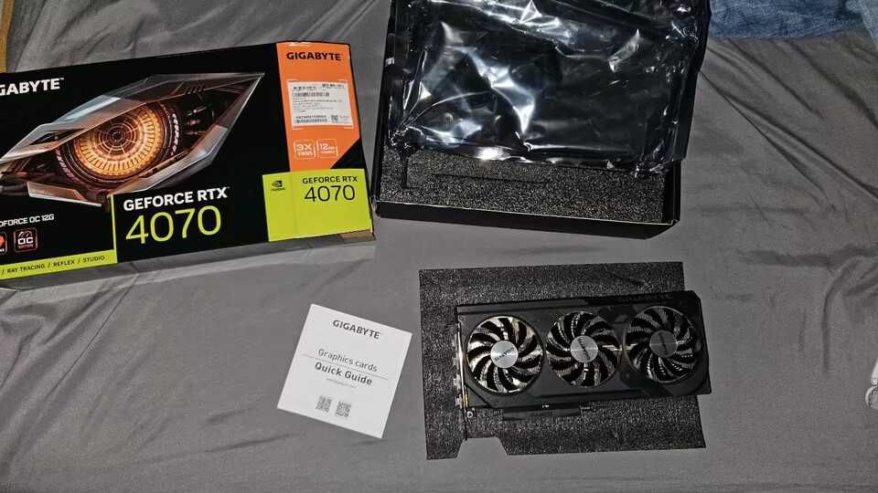 Karta graficzna Gigabyte Geforce RTX 4070 12GB