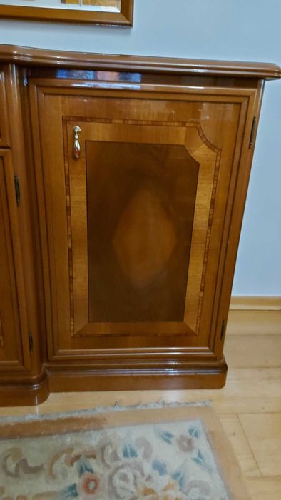 Aparador em madeira 222 cm – excelente estado – 222x92x54