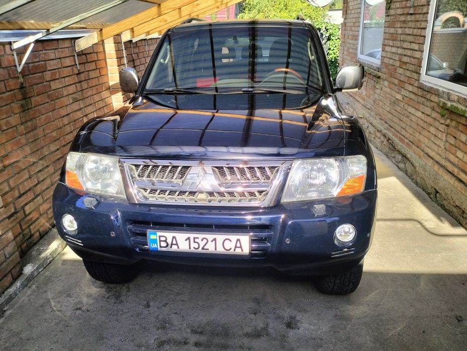Mitsubishi Pajero 2005