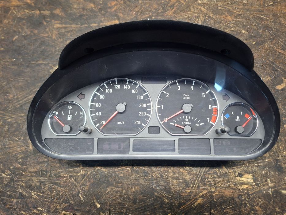Licznik BMW e46 316i 318i benzyna R4 ramki CHROM