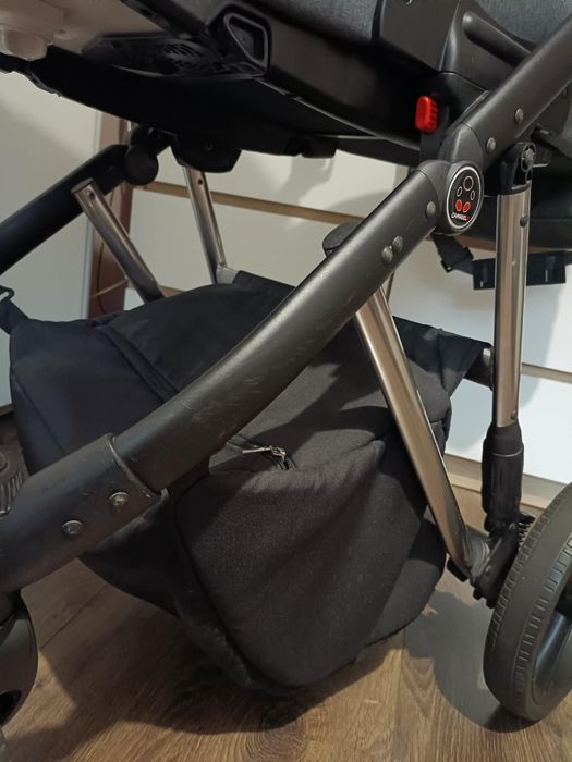 Wózek Camarelo Faro 3w1 + zabawki