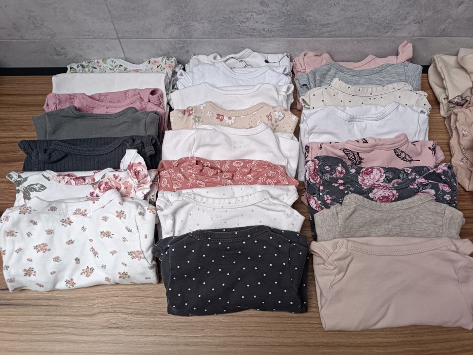 Wyprawka dla dziewczynki, ubranka rozmiar 56